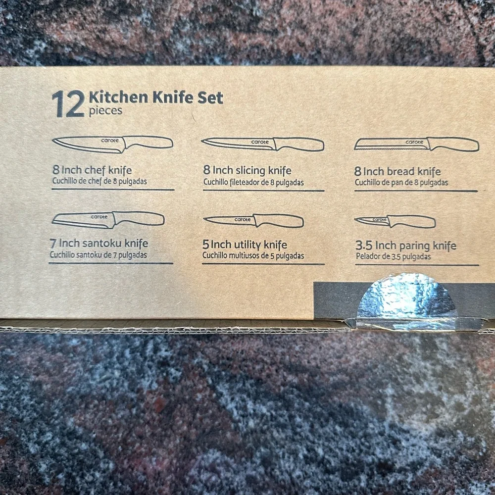 NIB Carote 12 piece knife set- patterned